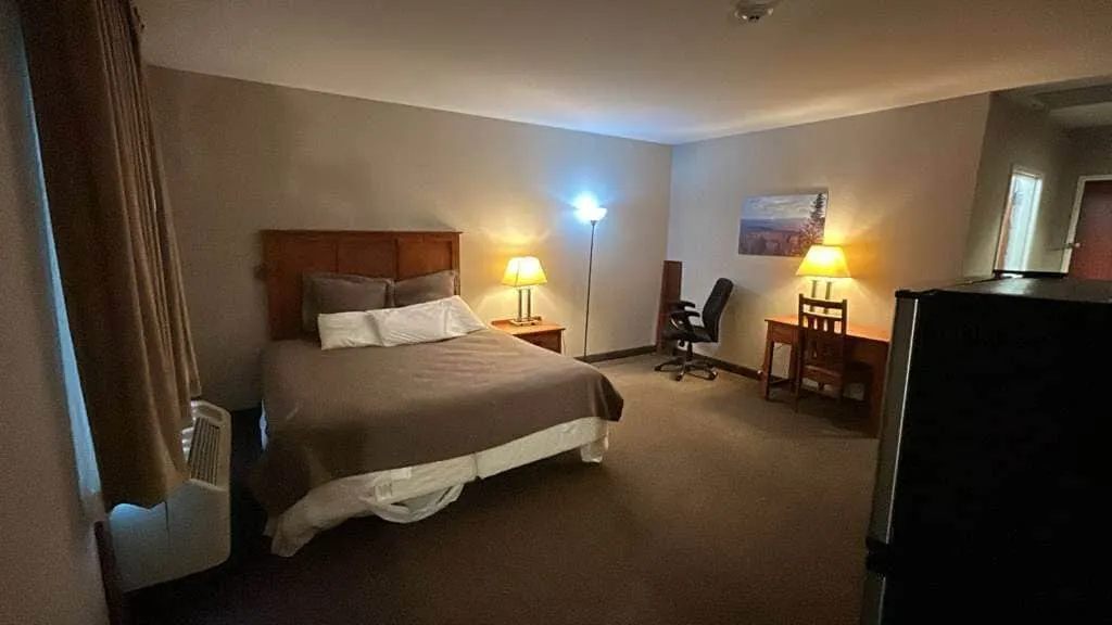 Pleasant Night Inn Carthage Near Fort Drum hotel detail image 6