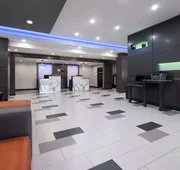 La Quinta Inn & Suites by Wyndham Muskogee hotel detail image 3