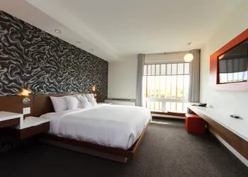 Mere Hotel hotel thumbnail 8