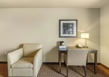 Sonesta Essential Minot hotel thumbnail 7
