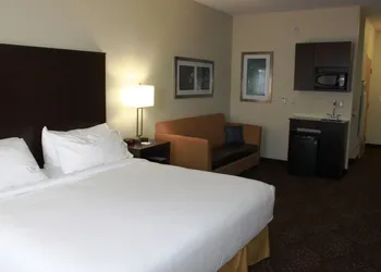 Holiday Inn Express Yorkton East by IHG hotel thumbnail 5