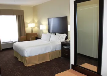 Holiday Inn Express Yorkton East by IHG hotel thumbnail 8