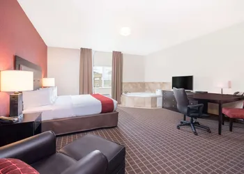 Hawthorn Extended Stay by Wyndham Dickinson hotel thumbnail 7