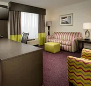 Hampton Inn & Suites Buffalo Airport hotel detail image 5