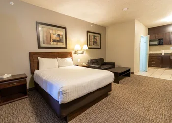 BCMInns Lac La Biche hotel thumbnail 6
