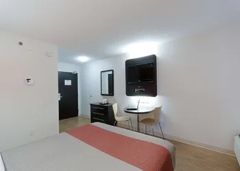 Motel 6 Brandon, MB hotel thumbnail 7