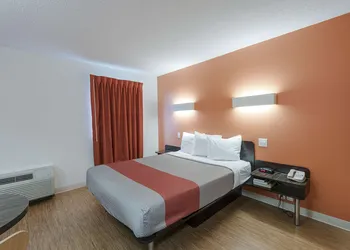 Motel 6 Brandon, MB hotel thumbnail 8