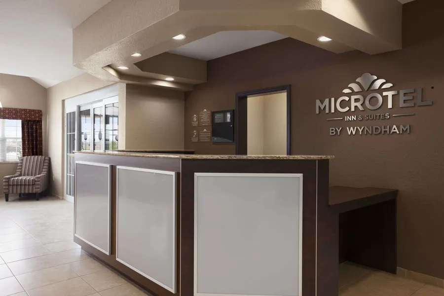 Microtel Inn & Suites by Wyndham Cotulla hotel detail image 2