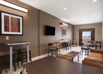Microtel Inn & Suites by Wyndham Cotulla hotel thumbnail 3