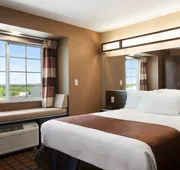Microtel Inn & Suites by Wyndham Cotulla hotel detail image 5