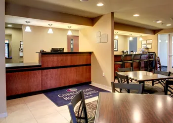 Cobblestone Hotel & Suites - Newton hotel thumbnail 4