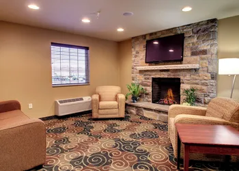 Cobblestone Hotel & Suites - Newton hotel thumbnail 5