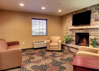 Cobblestone Hotel & Suites - Newton hotel thumbnail 6