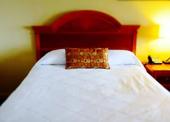 Crystal Cove Hotel hotel thumbnail 7