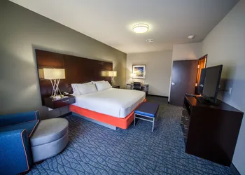 Holiday Inn Express & Suites Oklahoma City Southeast I-35 by IHG hotel thumbnail 4