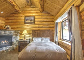 The Hibernation Station hotel thumbnail 5