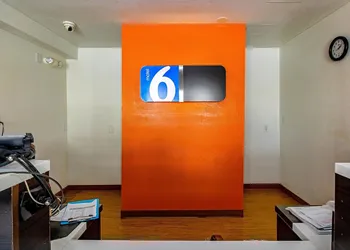 Motel 6 Palatine, IL - Chicago Northwest hotel thumbnail 3