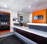Motel 6 Palatine, IL - Chicago Northwest hotel detail image 5