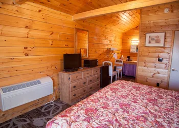 Bryce GatewayInn Cabins hotel thumbnail 6