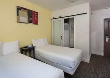 Casa Loma Hotel hotel thumbnail 7