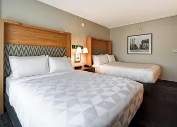 Holiday Inn Lancaster by IHG hotel thumbnail 4