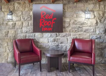 Red Roof Inn Lancaster - Strasburg hotel thumbnail 4