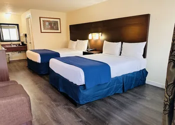 Northwoods Motel hotel thumbnail 8