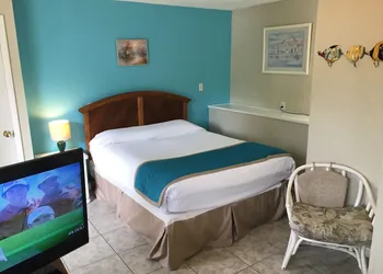 The Pelican Key Largo Cottages hotel thumbnail 4