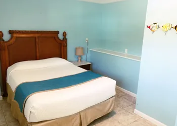 The Pelican Key Largo Cottages hotel thumbnail 6