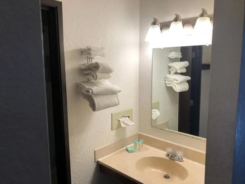 Americinn hotel detail image 6
