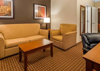 Best Western Plus Easton Inn & Suites hotel thumbnail 4
