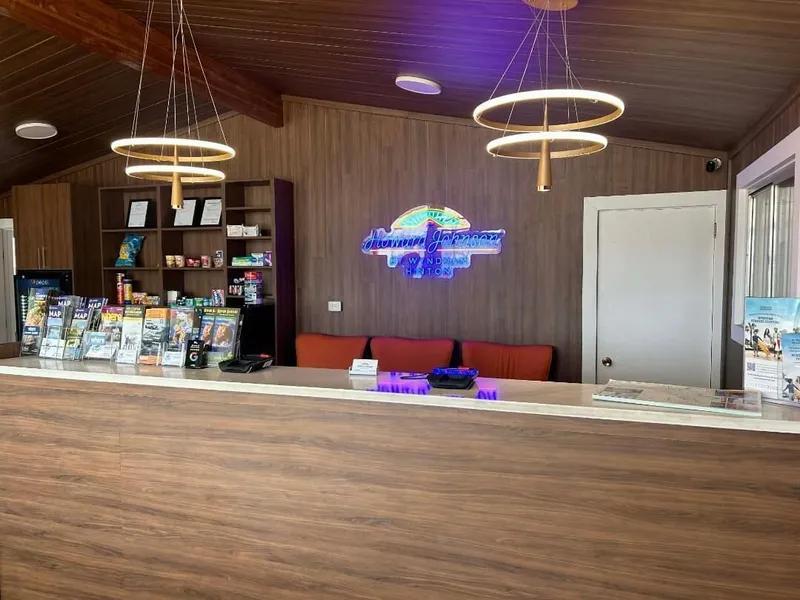 Howard Johnson by Wyndham Hinton hotel detail image 6