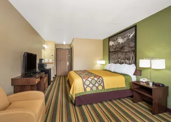Super 8 by Wyndham Kremmling hotel thumbnail 5