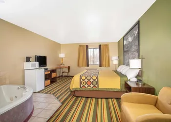 Super 8 by Wyndham Kremmling hotel thumbnail 7