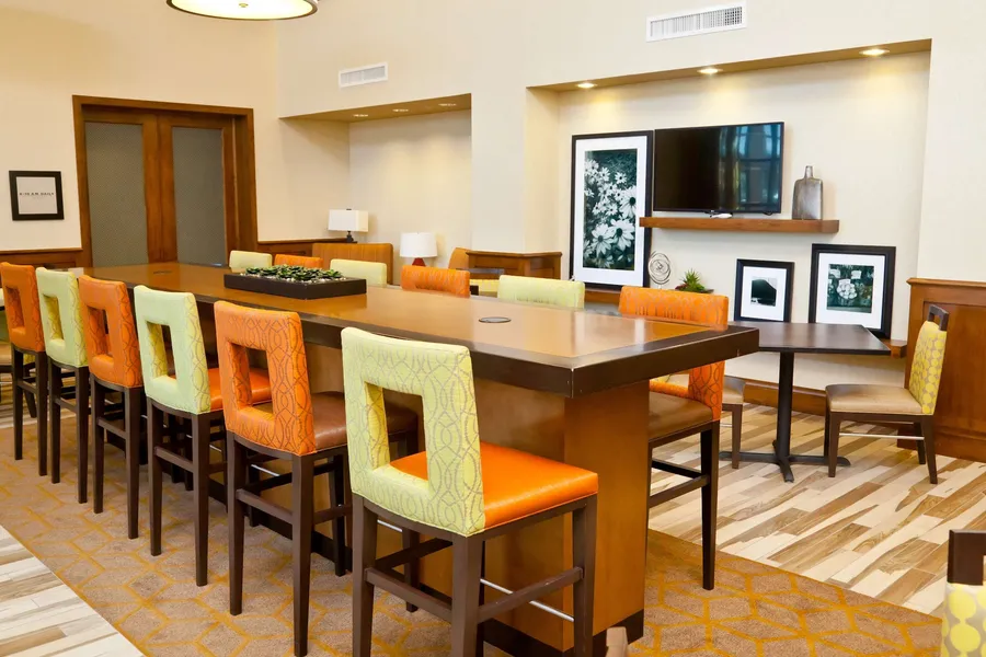 Hampton Inn & Suites Salinas hotel detail image 2