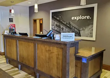 Hampton Inn & Suites Salinas hotel thumbnail 3