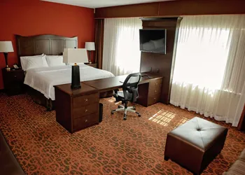 Hampton Inn & Suites Bradenton Downtown Historic District hotel thumbnail 5