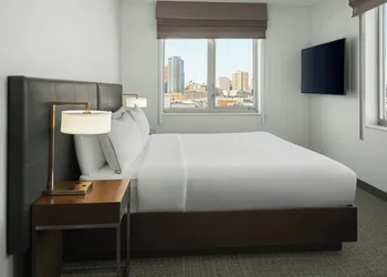 Element Harrison - Newark hotel thumbnail 4