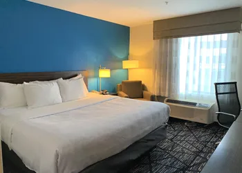 SureStay by Best Western Cambridge hotel thumbnail 5