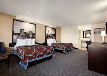 Super 8 by Wyndham Rahway/Newark hotel thumbnail 6