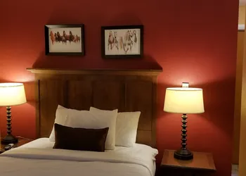 The Royal Victorian Motel hotel thumbnail 2