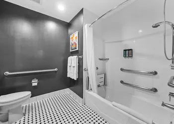 Le Bon Hotel Hollywood hotel thumbnail 8