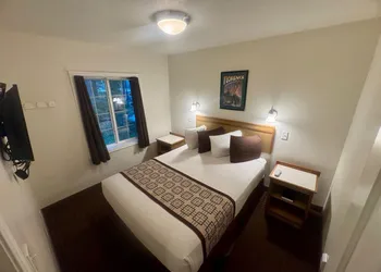 Ocean Breeze Motel hotel thumbnail 6