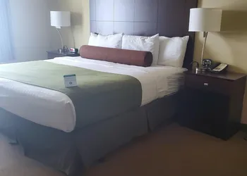 AmeriVu Inn and Suites hotel thumbnail 3