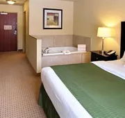 AmeriVu Inn and Suites hotel detail image 5