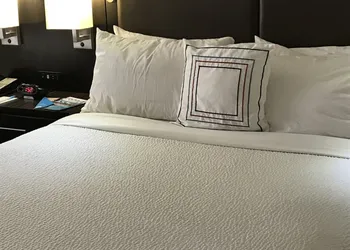 Fairfield Inn & Suites by Marriott New York Staten Island hotel thumbnail 5