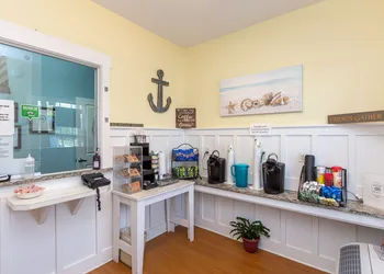 Topsail Shores Inn hotel thumbnail 2