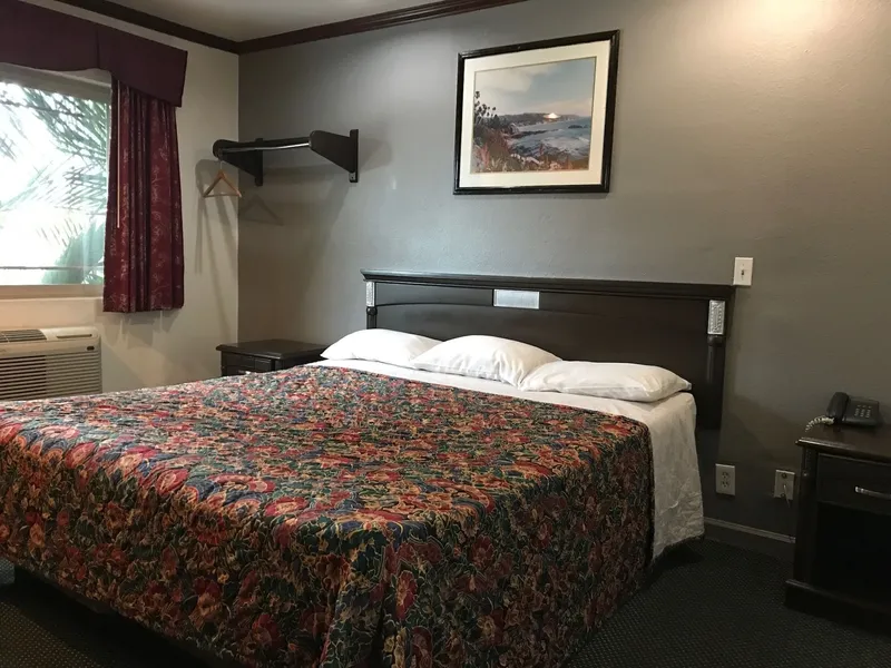 Starlight Inn Canoga Park hotel detail image 6