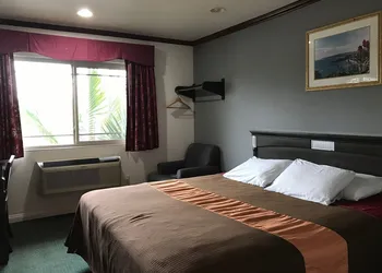Starlight Inn Canoga Park hotel thumbnail 8
