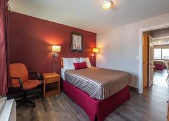 Sahara Courtyard Inn Penticton hotel thumbnail 2